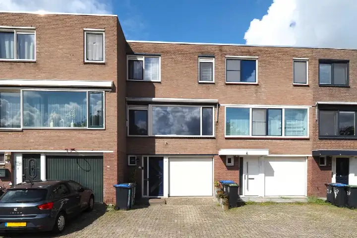 Terraced house for sale: Hoendiep 32, Merwedepolder-Oost Dordrecht