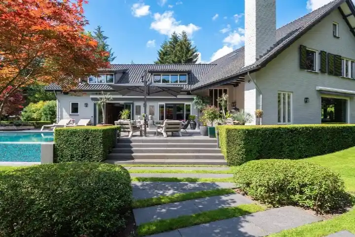 Vrijstaande woning te koop: Hoevensestraat 1, Bergenshuizen Vught