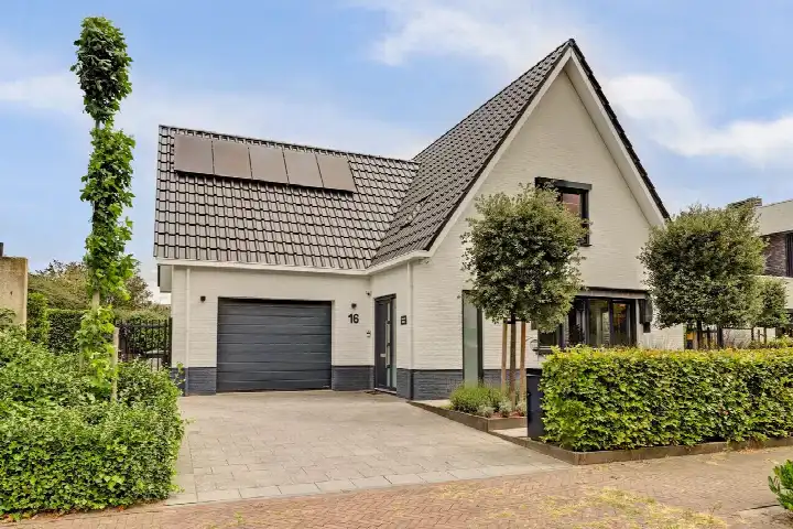 Detached house for sale: Hof van Reimerswaal 16, Bergse Plaat Bergen Op Zoom