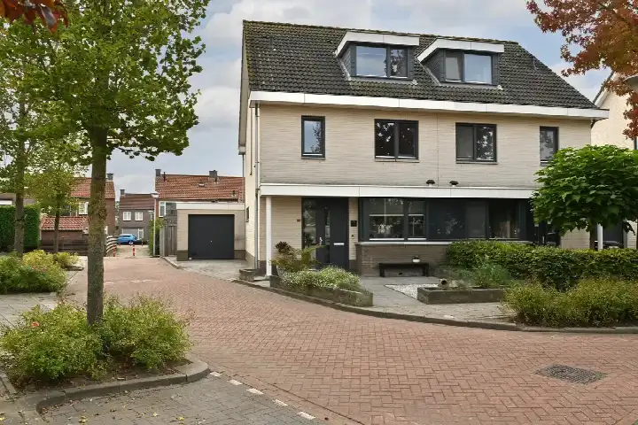 Hoekwoning te koop: Hof van Steenbergen 14, Steenbergen-Centrum Steenbergen