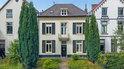 Tussenwoning te koop: Hoflaan 7, Velperweg-Noord Arnhem