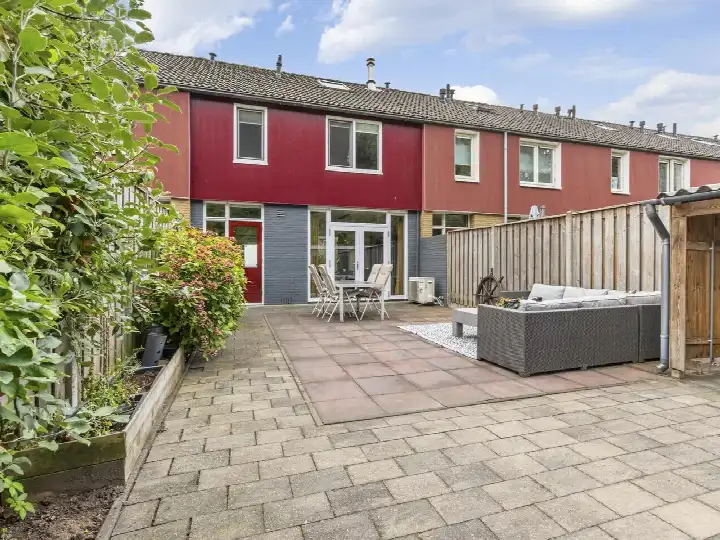 Terraced house for sale: Hofsingel 39, 't Duifje Arnhem