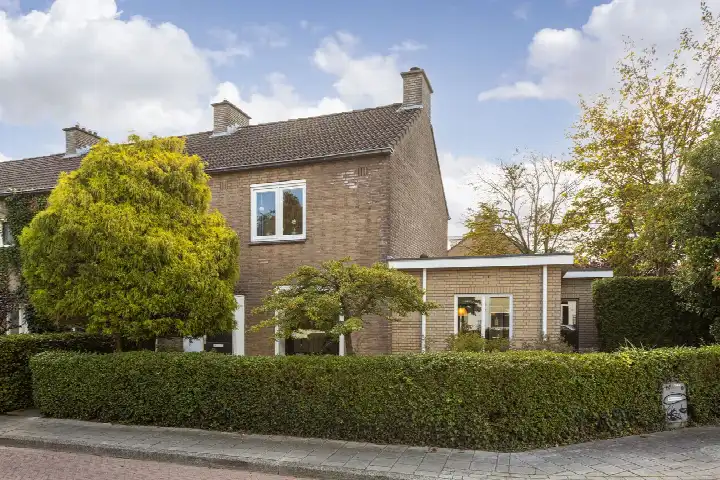 Hoekwoning te koop: hofstedeweg 204, Wooldrik Enschede