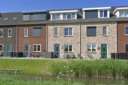 Tussenwoning te koop: Hofstraat 20, Noordeinde Zevenhoven