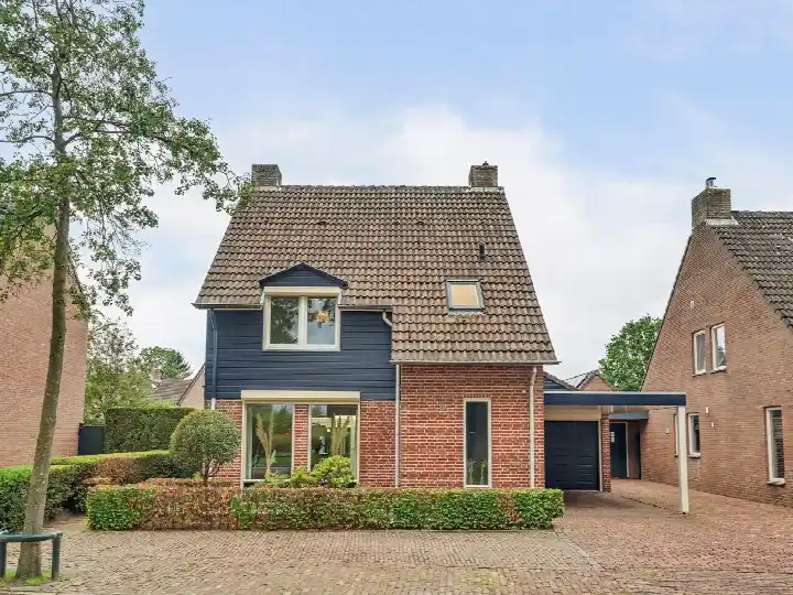 Vrijstaande woning te koop: Hofveld 5, Hoogeloon Hoogeloon