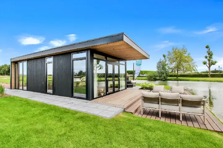 Detached house for sale: Hoge Dijkseweg 40-17, Verspreide huizen Lede en Oudewaard Kesteren