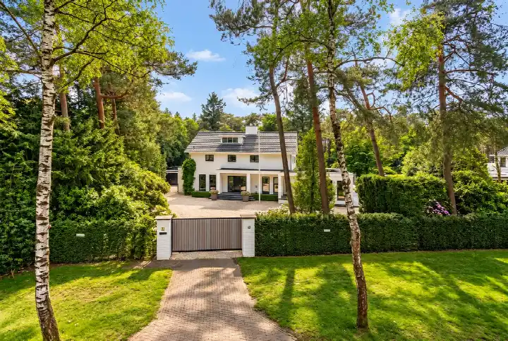 Vrijstaande woning te koop: Hoge Duinlaan 13, Aalst Waalre