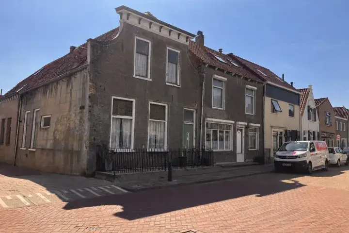 Terraced house for sale: Hoge Markt 15, Scherpenisse Scherpenisse