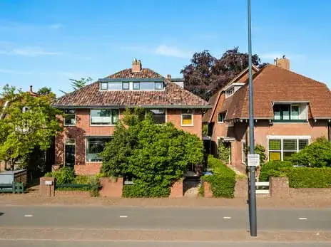 Twee-onder-één-kap te koop: Hoge Rijndijk 255, Roomburg Leiden