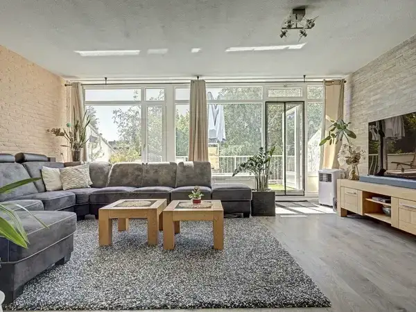 Apartment for sale: Hoge Weije 138, Hoogvliet Zuid Hoogvliet Rotterdam