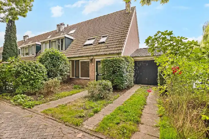 Corner house for sale: Hogerlust 12, Middenbeemster Middenbeemster