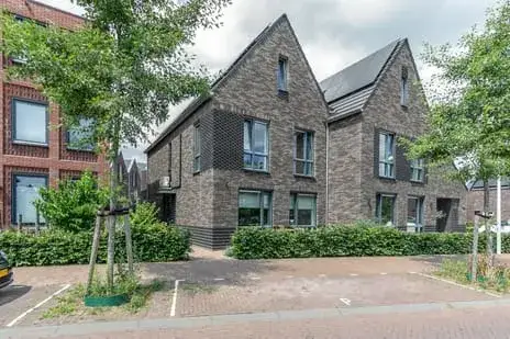 Twee-onder-één-kap te koop: Hogesteeg 83, De Baken Amersfoort