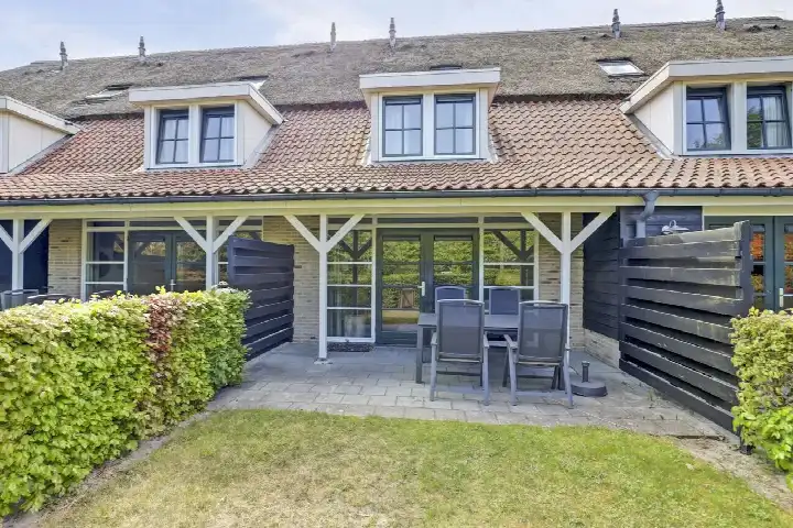 Apartment for sale: Hogeweg 57, Hogeweg Burgh-Haamstede
