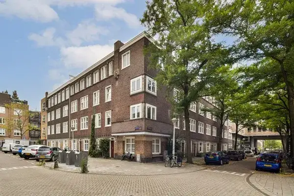Appartement te huur: Holendrechtstraat 42-1, IJselbuurt-Oost Amsterdam