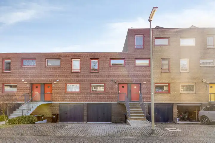 Terraced house for sale: Hollandiahof 33, Hollandiabuurt Schiedam
