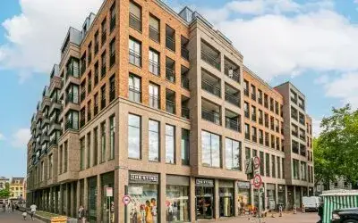 Appartement te koop: Hollandse Toren 27, Hoog-Catharijne NS en Jaarbeurs Utrecht