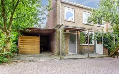 Corner house for sale: Hollandstraat 9, Loenersloot Dorp Loenersloot