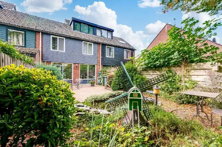 Terraced house for sale: Holtrichtersveld 610, Matenveld Apeldoorn