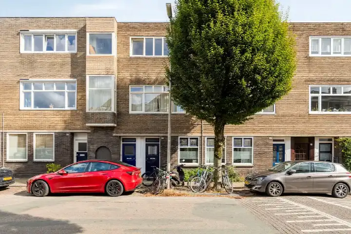 Apartment for sale: Hommelseweg 244, Onder de Linden Arnhem