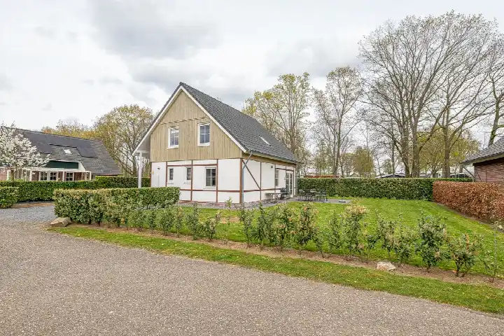 Detached house for sale: Hommelweg 2-841, Recreatiepark Hommelheide Susteren