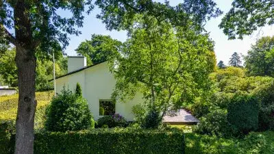 Vrijstaande woning te koop: Hondsruglaan 14, Villabuurt Groningen