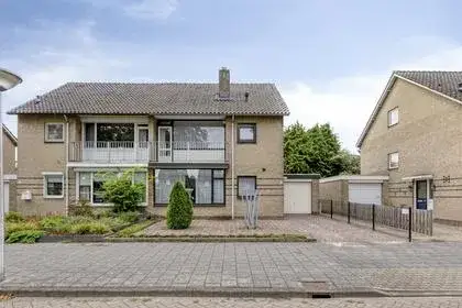 Hoekwoning te koop: Hondsruglaan 29, Woenselse Heide Eindhoven