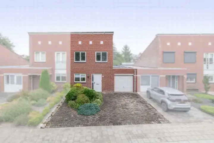 Tussenwoning te koop: Honingklaver 16, Groenstraat-Noord Venlo