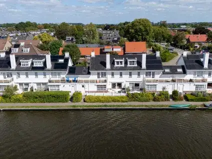 Tussenwoning te koop: Hoofdstraat 130A, Oranjewijk Leiderdorp