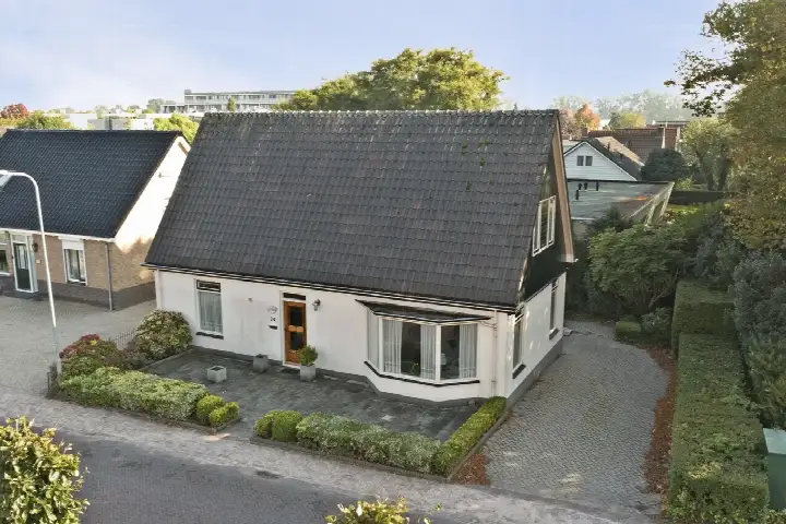 Vrijstaande woning te koop: Hoofdstraat 24, Oud Bovenkarspel Bovenkarspel