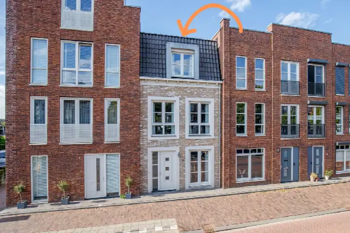 Tussenwoning te koop: Hoofdstraat 4, Krimpen Centrum Krimpen Aan De Lek