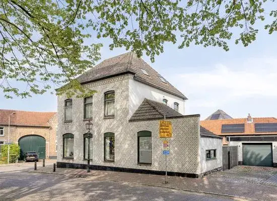 Vrijstaande woning te koop: Hoofdstraat 88, Schimmert Schimmert