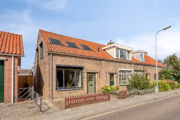 Hoekwoning te koop: Hoofdstraat 9, Kruiningen - Zandweg Kruiningen