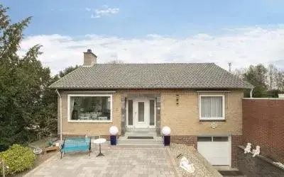 Detached house for sale: Hoofdstraat 9, Maasbracht Maasbracht