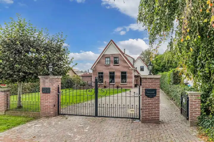 Detached house for sale: Hoofdstraat Oost 41A, Noordwolde-Hoofdstraat Noordwolde (Fr)