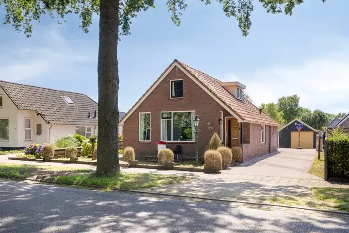 Detached house for sale: Hoofdweg 116, Kolham Kolham