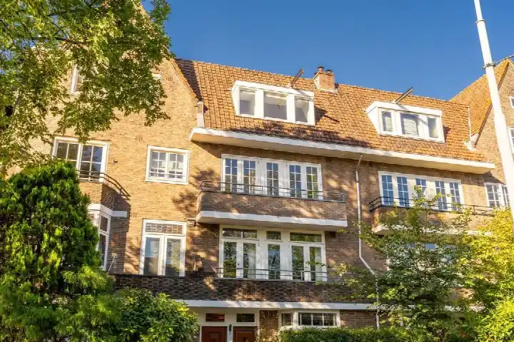 Appartement te koop: Hoofdweg 23-2, Postjeskade e.o. Amsterdam