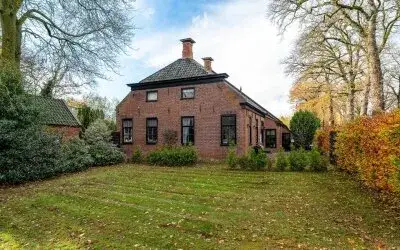 Vrijstaande woning te koop: Hoofdweg 52, Kolham Kolham