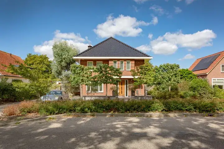 Vrijstaande woning te koop: Hoofdweg 57, Lijnden Lijnden
