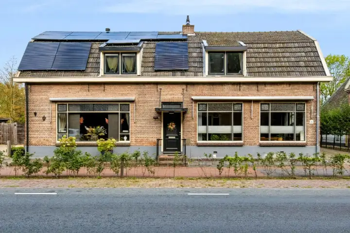 Semi-detached for sale: Hoofdweg 70, Klarenbeek Dorpskern Klarenbeek (Gem. Voorst)