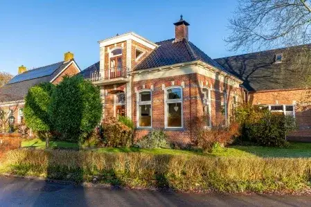 Vrijstaande woning te koop: Hoofdweg 8, Godlinze Godlinze