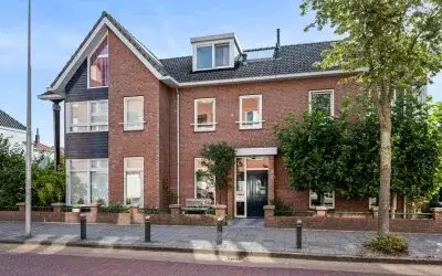 Tussenwoning te koop: Hooftstraat 234, Nieuwe Sloot Alphen Aan Den Rijn