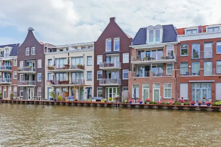 Apartment for rent: Hooftstraat 55, Lijsterlaan Alphen Aan Den Rijn