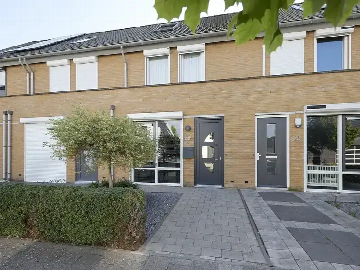 Tussenwoning te koop: Hoogaarswerf 26, Othene Terneuzen