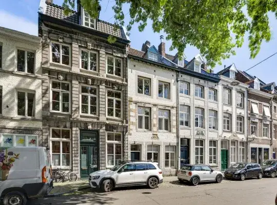 Tussenwoning te koop: Hoogbrugstraat 56, Wyck Maastricht
