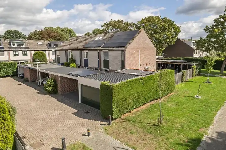 Corner house for sale: Hooge Hoeven 78, Geldermalsen Zuid Geldermalsen