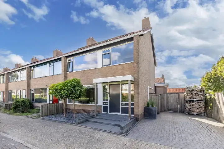 Hoekwoning te koop: Hooglandswyk 107, De Wiken noordoost Drachten