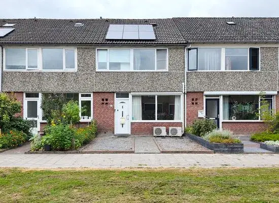 Tussenwoning te koop: Hoogmade 45, Krooswijk Zevenbergen