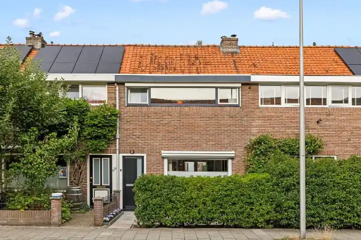 Tussenwoning te koop: Hoogravenseweg 135, Oud Hoograven-Noord Utrecht