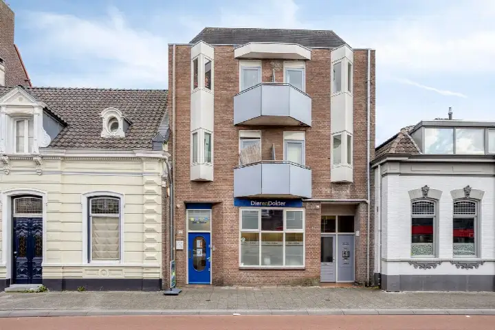 Apartment for sale: Hoogstraat 167C, Schrijversbuurt Eindhoven