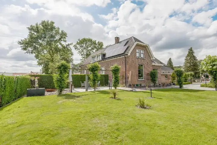 Apartment for sale: Hoogstraat 2, Toldijk Toldijk